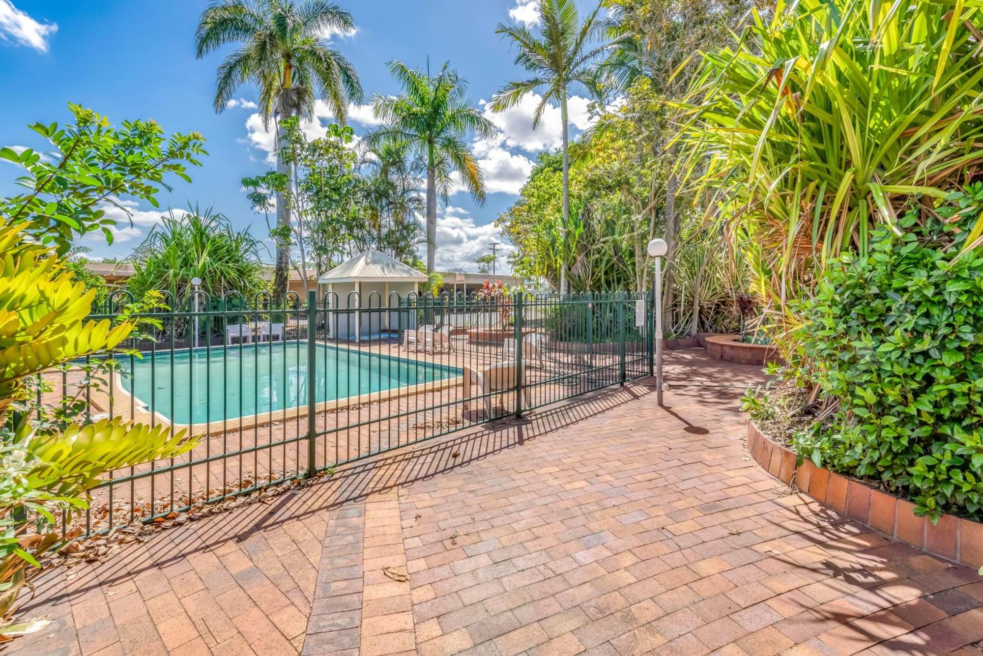 Bundaberg International Motor Inn מראה חיצוני תמונה
