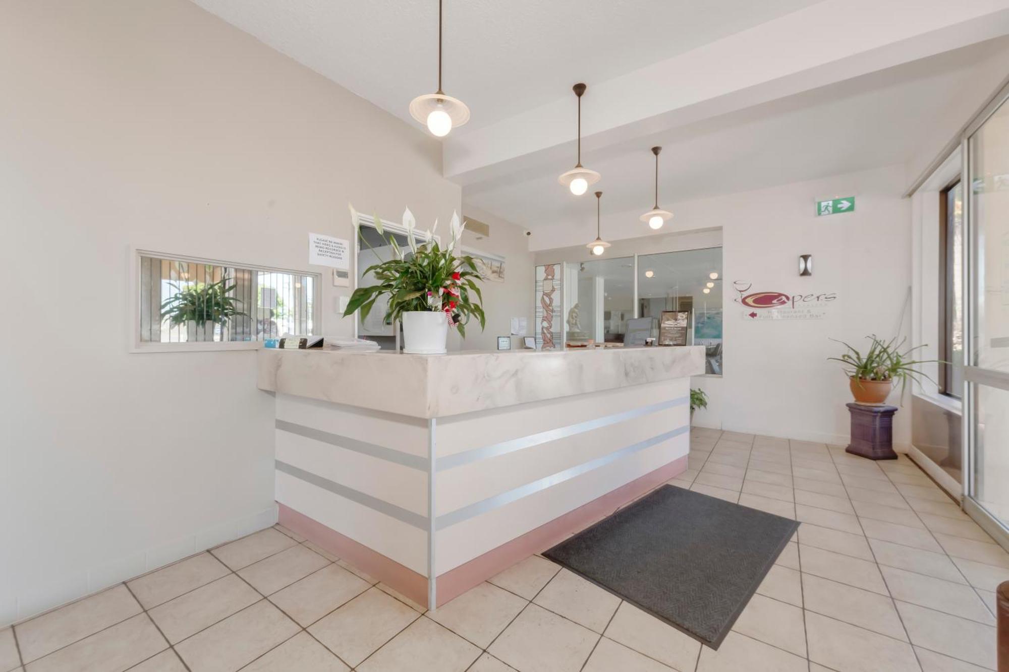 Bundaberg International Motor Inn מראה חיצוני תמונה
