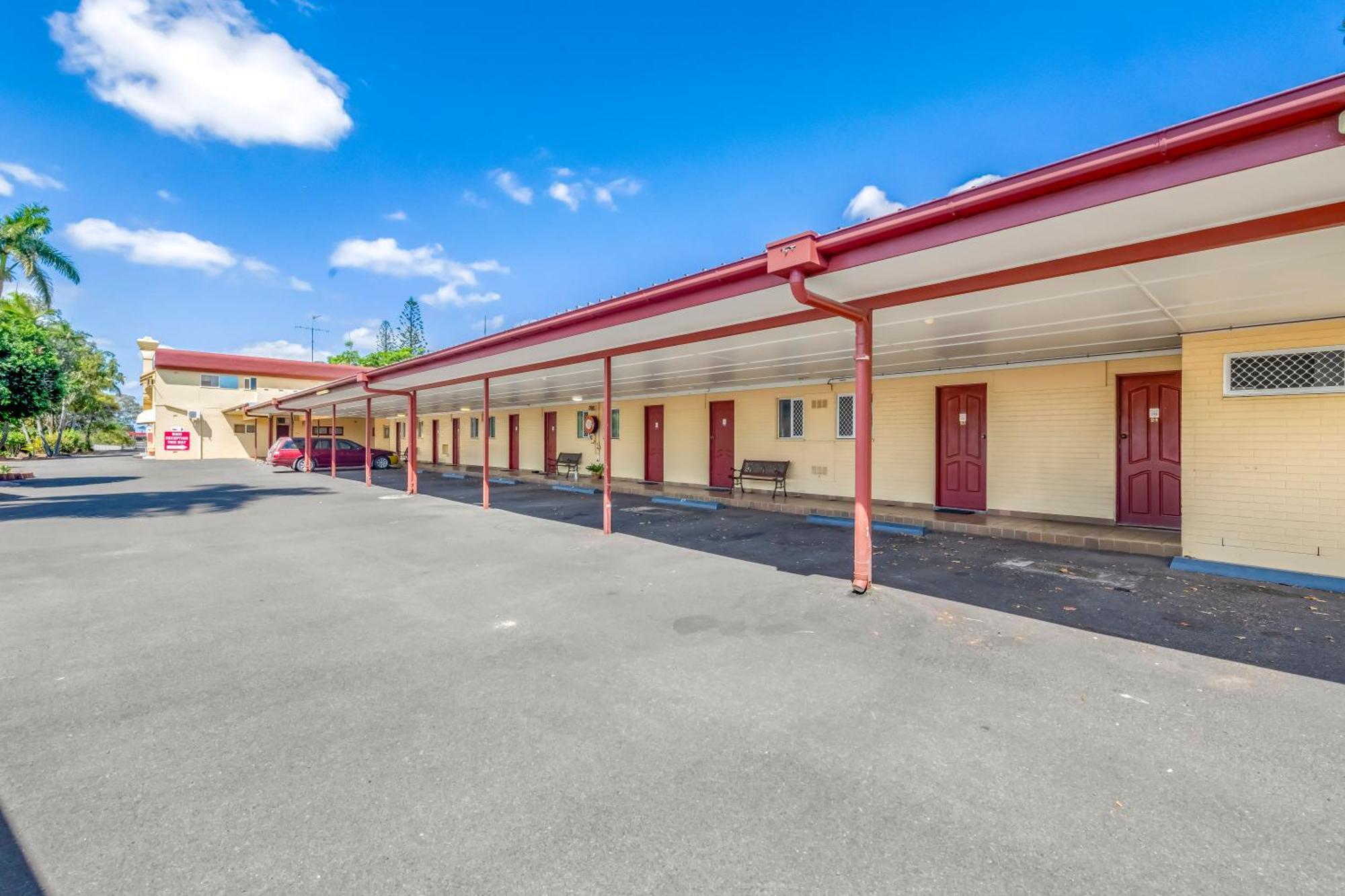 Bundaberg International Motor Inn מראה חיצוני תמונה