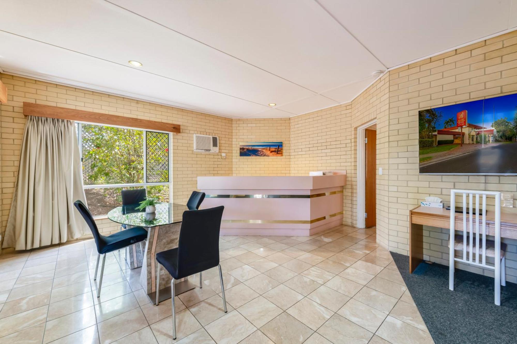 Bundaberg International Motor Inn מראה חיצוני תמונה