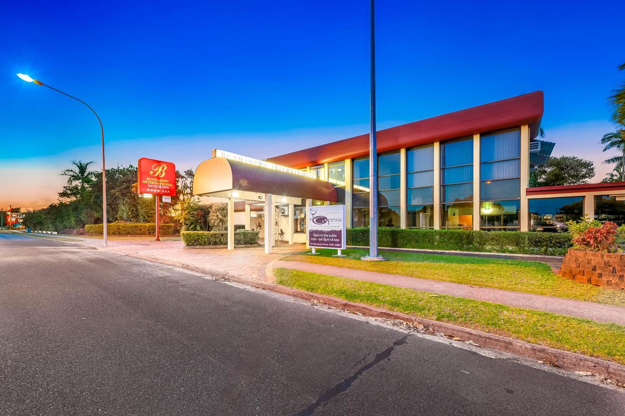 Bundaberg International Motor Inn מראה חיצוני תמונה