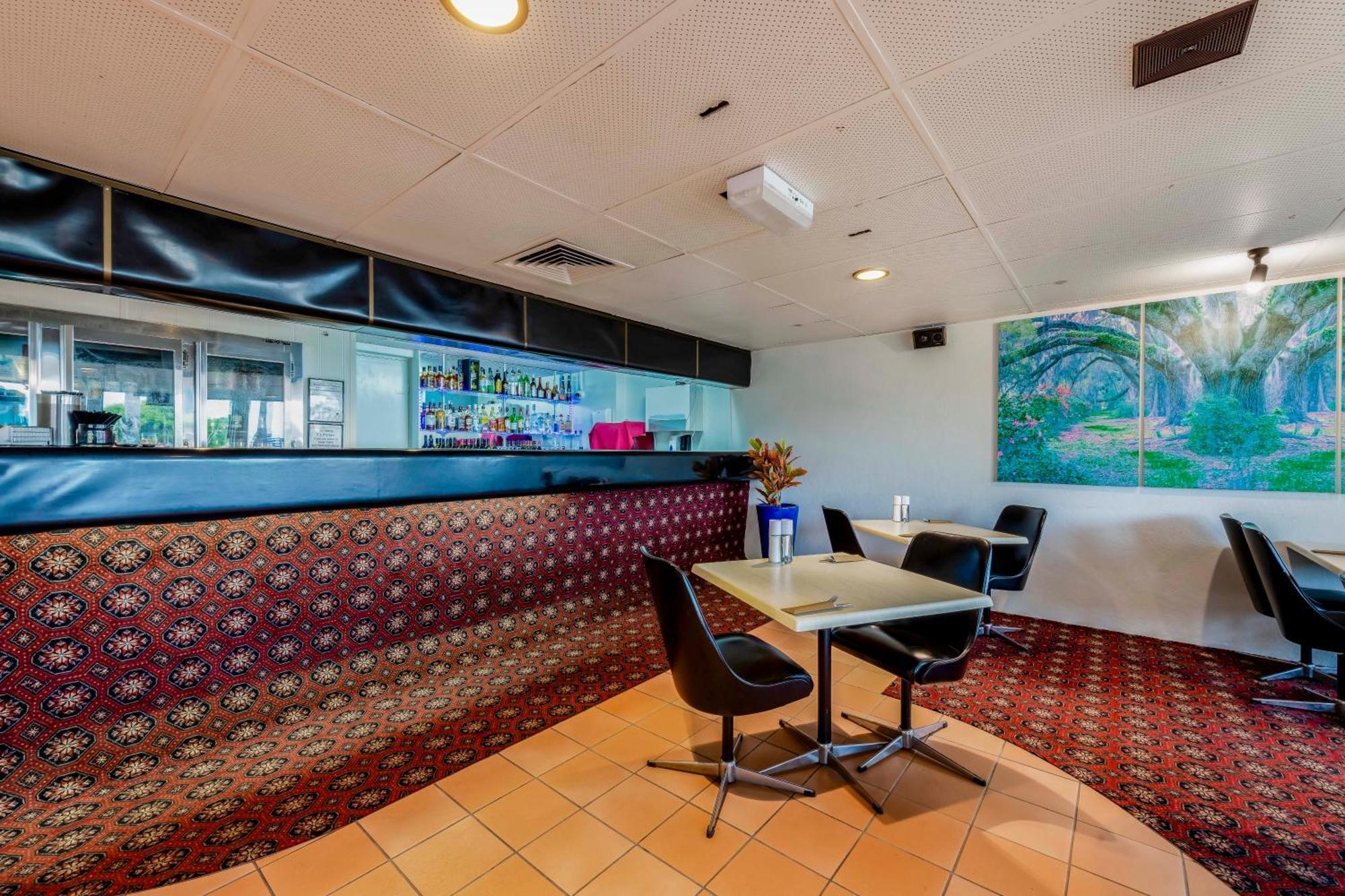 Bundaberg International Motor Inn מראה חיצוני תמונה