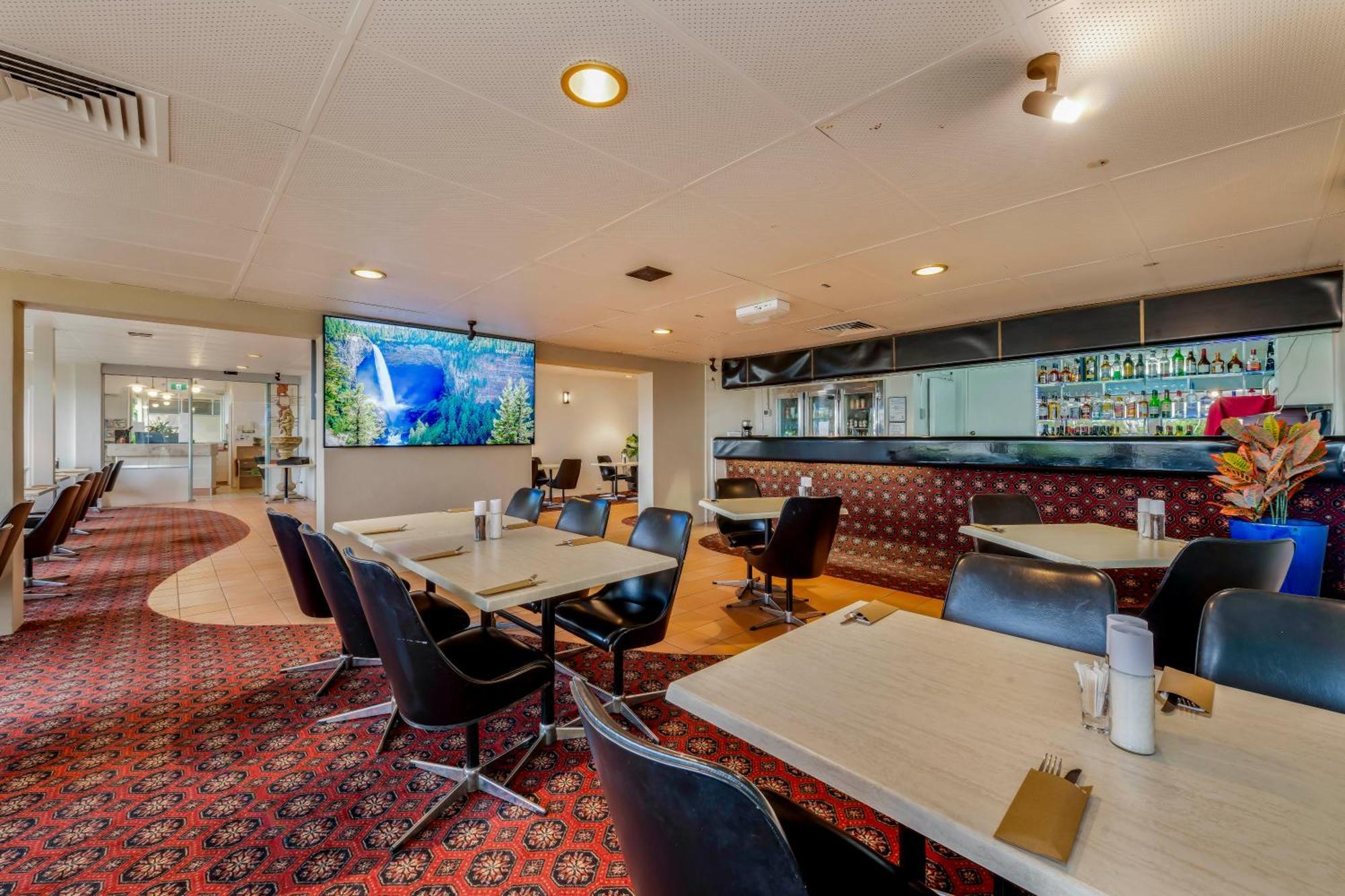 Bundaberg International Motor Inn מראה חיצוני תמונה